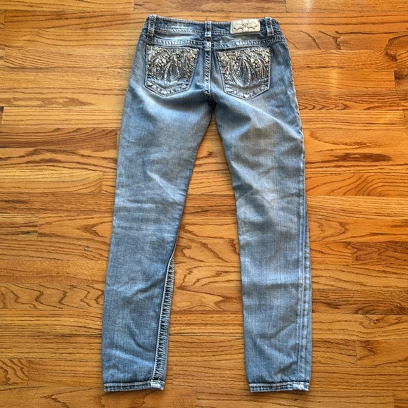 Miss Me Signature Skinny Jeans Light Wash size 27
Rodeo Festival Western - Picture 3 of 5